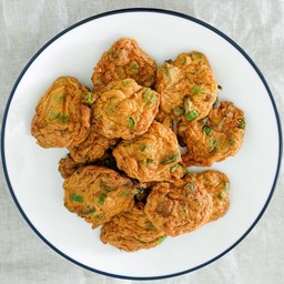 SET ทอดมันปลากรายแท้ เหนียวนุ่ม หอมเครื่องเทศพริกแกงใบมะกรูดสูตรต้นตำหรับวังหลัง