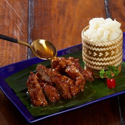 จี๊ผาทอดน้ำปลา+ข้าวเหนียว