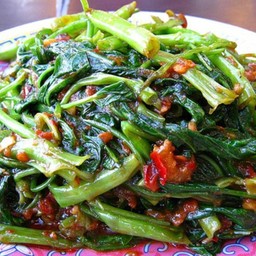 ผักบุ้งผัดกะปิ 马来风光