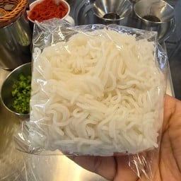 ขนมจีนห่อเล็ก