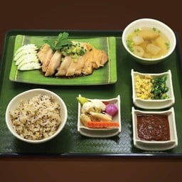 ข้าวมันควินัว ไก่ซูวีเวลเนส