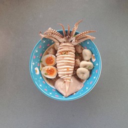 ก๋วยเตี๋ยวหมึกมใหญ่