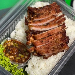 ข้าวหมูทอด เนื้อล้วน