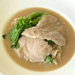 เส้นใหญ่ราดหน้าเนื้อ(เล็ก)