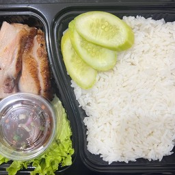 คอ หมู เด็กอ้วน