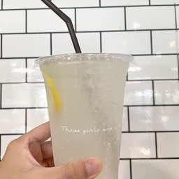 มะนาวโซดา