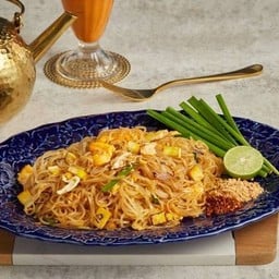 ผัดไทยรอยัล (กุ้งแห้ง+ไข่)