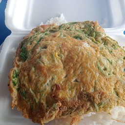 ข้าวไข่ชะอมทอด+น้ำพริกกะปิฟรี