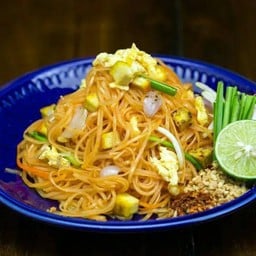 ผัดไทยรอยัลมังสวิรัติ