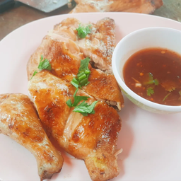 ไก่ย่างครึ่งตัว