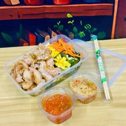 “หมูกระทะ”พร้อมทาน J&B สาขาซอยบางนาตราด 19