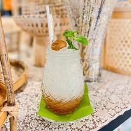 น้ำบ๊วยโซดา