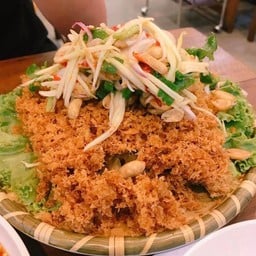 ยำปลาดุกฟู