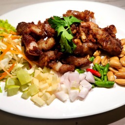 แหนมซี่โครงหมูทอด