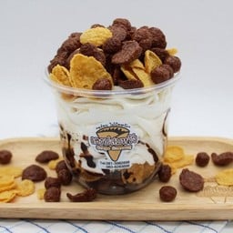 9.วิปครีม Cereal Gangster