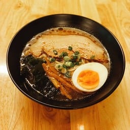 ทงคัตสึราเมง