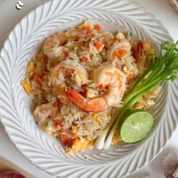 ข้าวผัด(เพิ่มเนื้อสัตว์เลือกด้านในเมนูคะ)