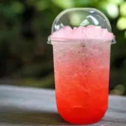 สตรอเบอรี่โซดา