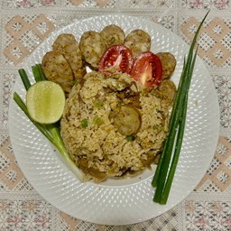 [อร่อยซ่ากับโค้ก] ข้าวผัดไข่ไส้อั่ววรโญ +  โค้ก ไม่มีน้ำตาล (ขวด) 