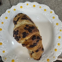 ครัวซองช็อคโกแลตชิพ