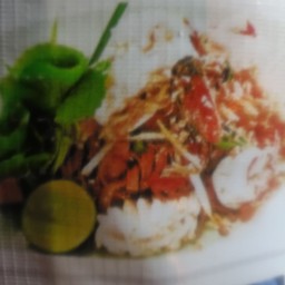 ผัดไทยทะเลธรรมดา