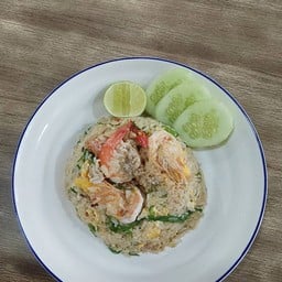 ข้าวผัดชะอมกุ้ง
