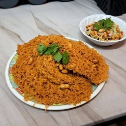ยำปลาดุกฟู