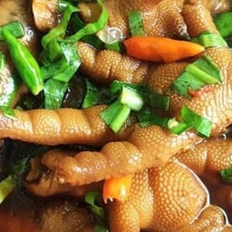 ข้าวต้ม เจ๊ค้วง