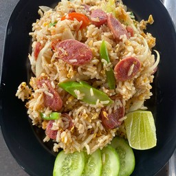 ข้าวผัดกุนเชียง