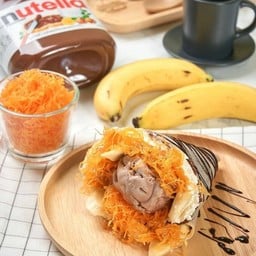เครปเย็น ( นูเทลล่า + ฝอยทอง + กล้วย+ ไอศครีมช็อกโกแลต)