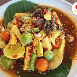 ตำหน่อไม้