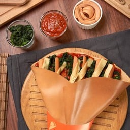 เครป ต้นตำรับ (พิซซ่า+เบค่อน+ไส้กรอก+ชีส)