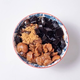 เฉาก๊วยน้ำลำไย