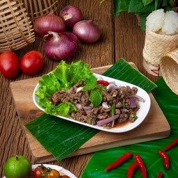 ก้อยคั่วหมู