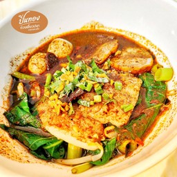 น้ำตกต้มยำปลาดอลลี่