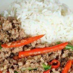 ข้าวผัดพริกขี้หนู