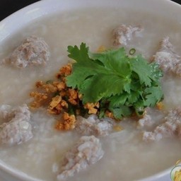 ข้าวต้มหมูสับ