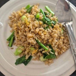 ข้าวผัดไข่ ข้าวผัดไข่อย่างเดียว สามพราน