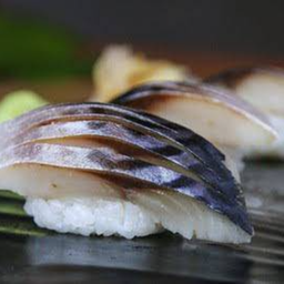 Mackerel sushiซูชิ ปลาซาบะ