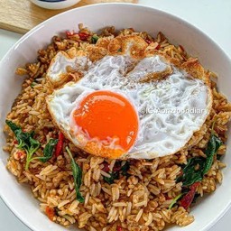 ข้าวผัดกะเพราคลุก