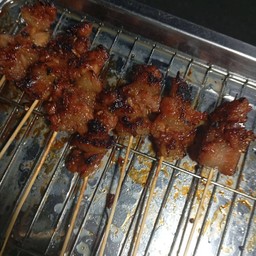 คอหมูย่างเสียบไม้