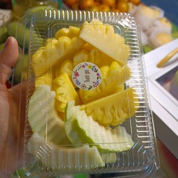 ฝรั่งสด คู่ สับปะรด