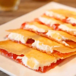 ทิชชู่วิปแยมสตรอเบอรี่