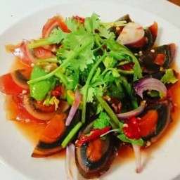 ยำไข่เยี่ยวม้า