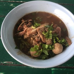 เกาเหลาเนื้อตุ๋น