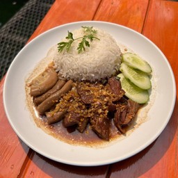 ข้าวหน้าหมูตุ๋น