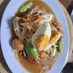 ตำไทยไข่เค็ม