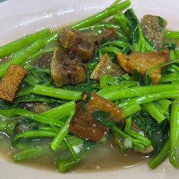 ผักบุ้งไฟแดง