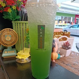 กีวี่โซดาแก้วยีราฟ