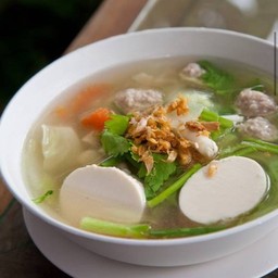 แกงจืดเต้าหู้หมูสับ